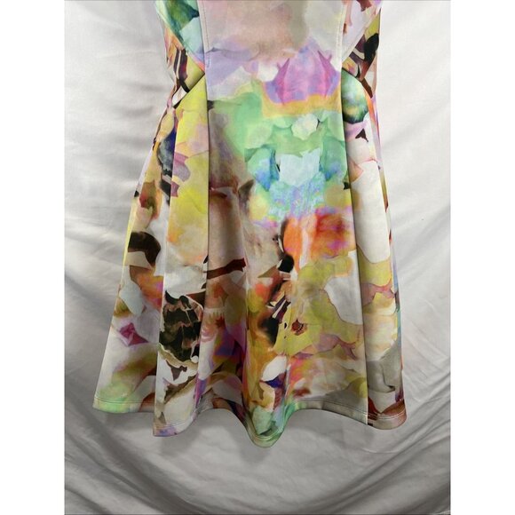 Ted Baker London Sew In Love Floral Neoprene Mini Dress Women (No size tag) - Picture 2 of 11